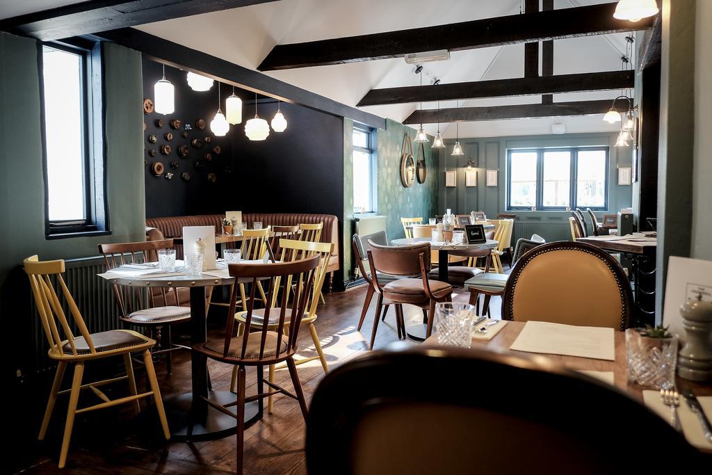 Cromwell Arms Country Pub With Rooms Romsey Exterior foto